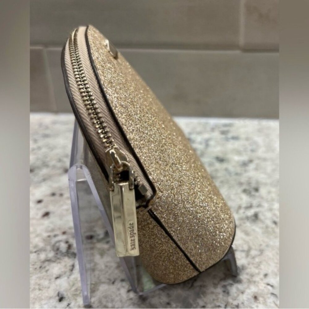 ๐ Kate Spade Gold Glitter Small Bag 6.5โ x 4.5โ - Picture 3 of 11